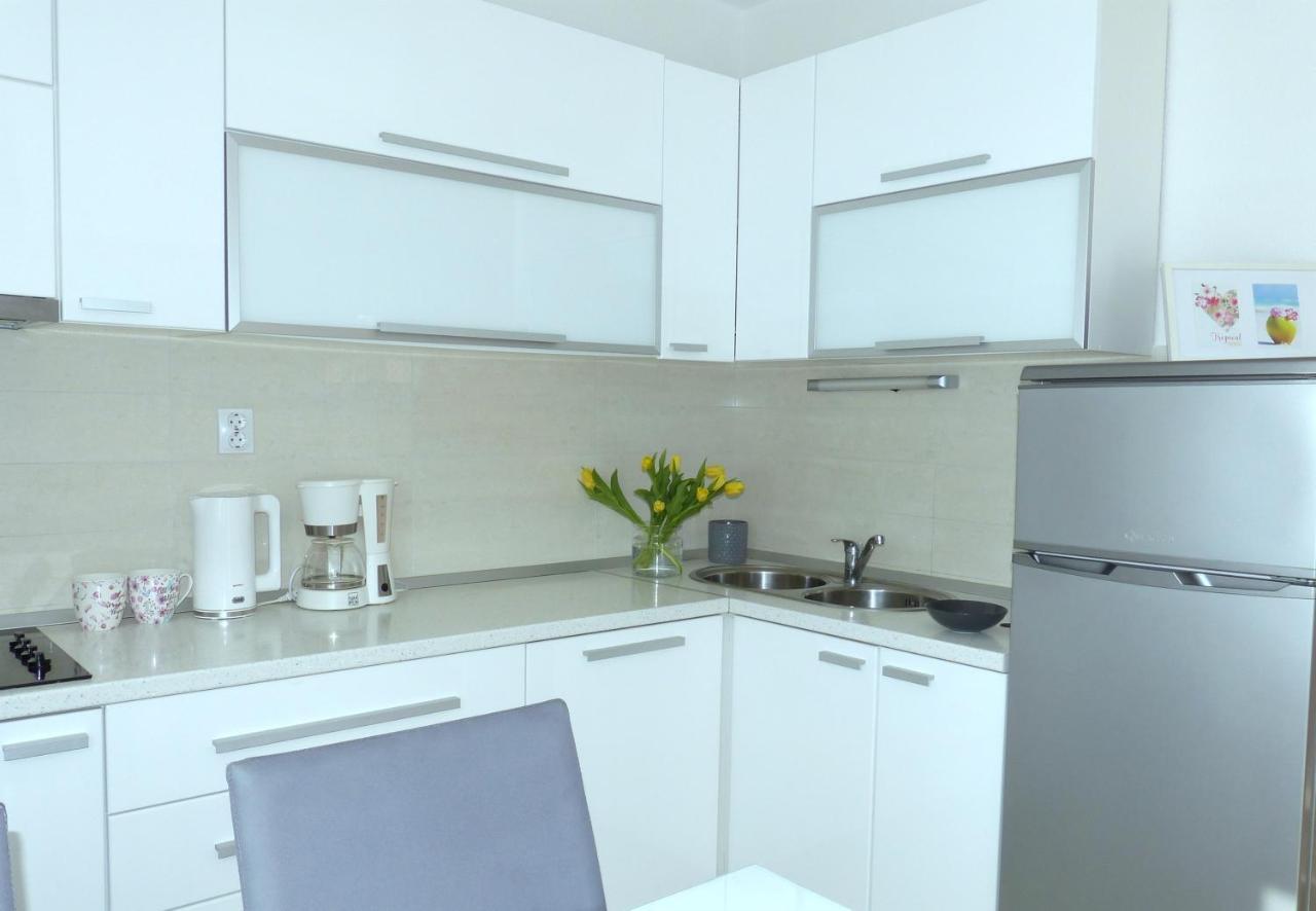 Iris Beach Apartments Kaštela المظهر الخارجي الصورة