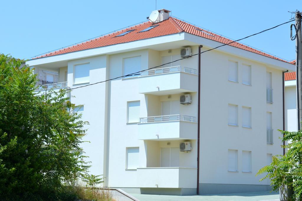Iris Beach Apartments Kaštela المظهر الخارجي الصورة